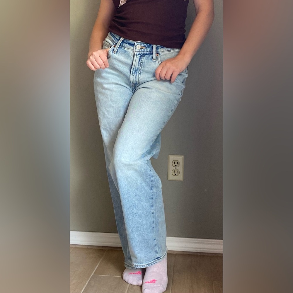 Old navy OG loose high rise light wash jeans size 8